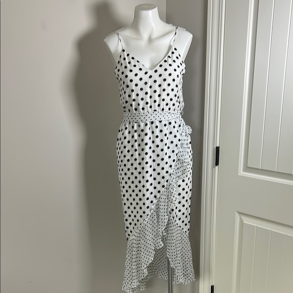 Alice and Olivia Mable Midlength Ruffle Mock Wrap Dress Polka Dot Black White 6 - Picture 2 of 15